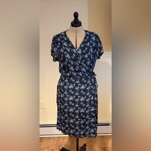 Reistor Floral Navy Short-Sleeve Wrap Dress 2X